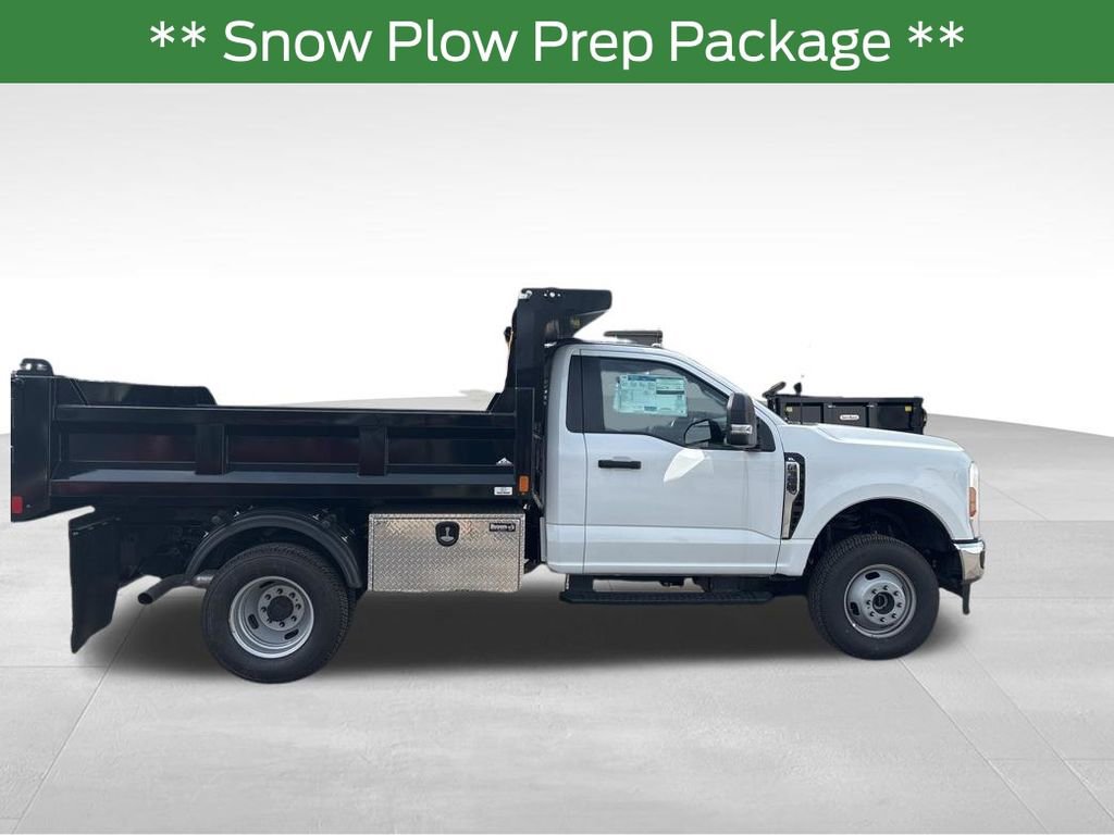 New 2026 Ford F350 XL w/ XL Chrome Package AWD/4WD video 2