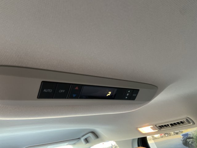 Used 2022 Toyota Sienna LE FWD image 52