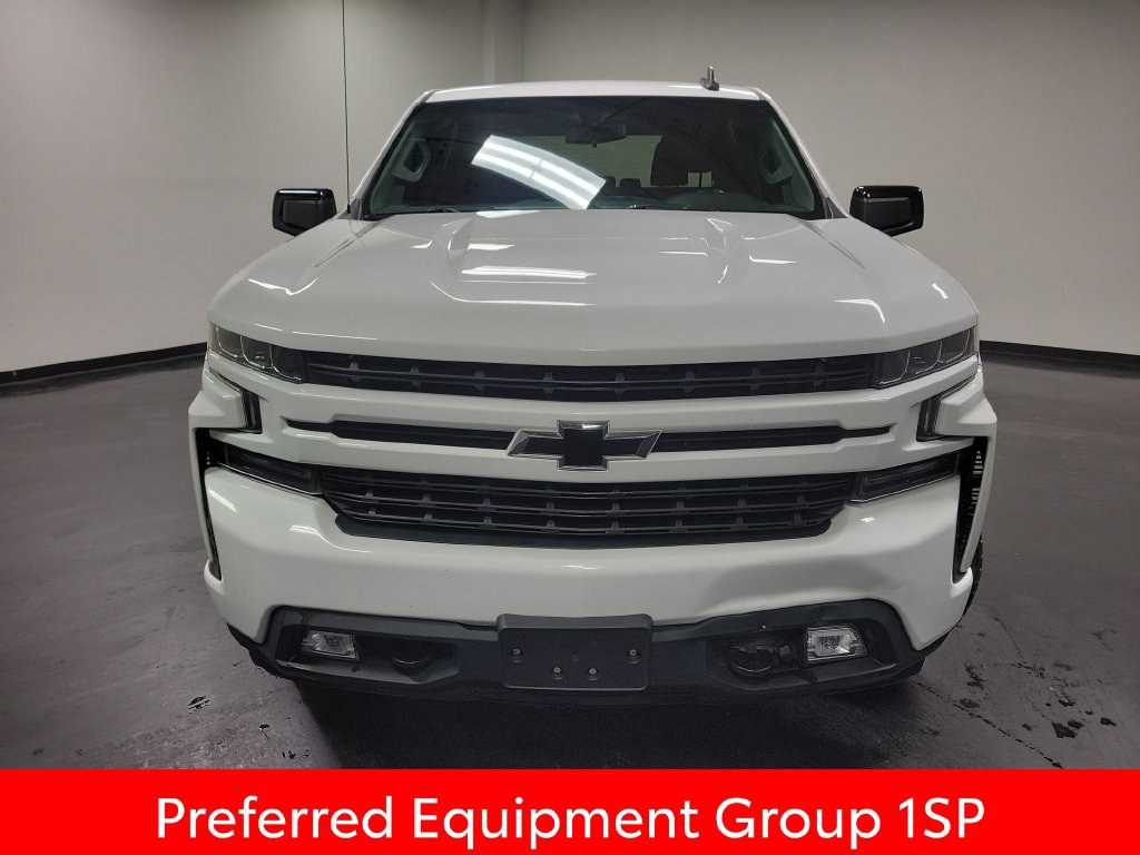 Used 2020 Chevrolet Silverado 1500 RST w/ RST 2.7L Value Package AWD/4WD image 3