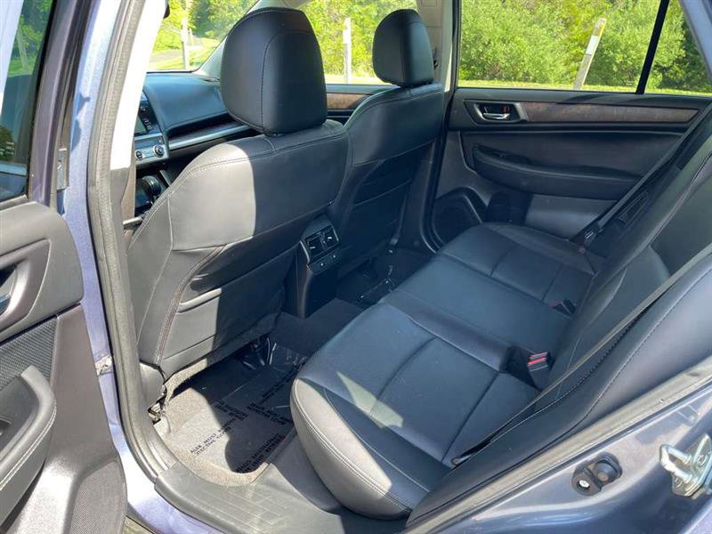 Used 2016 Subaru Outback 3.6R Limited AWD/4WD image 46