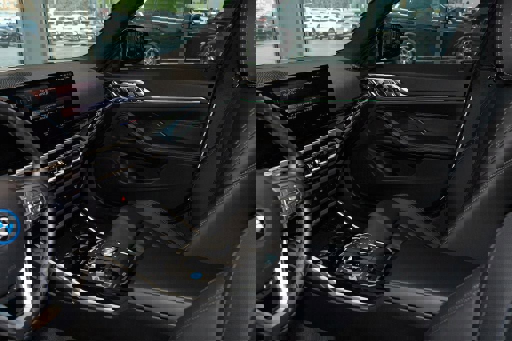 Used 2023 BMW i4 eDrive40 w/ Premium Package RWD image 22