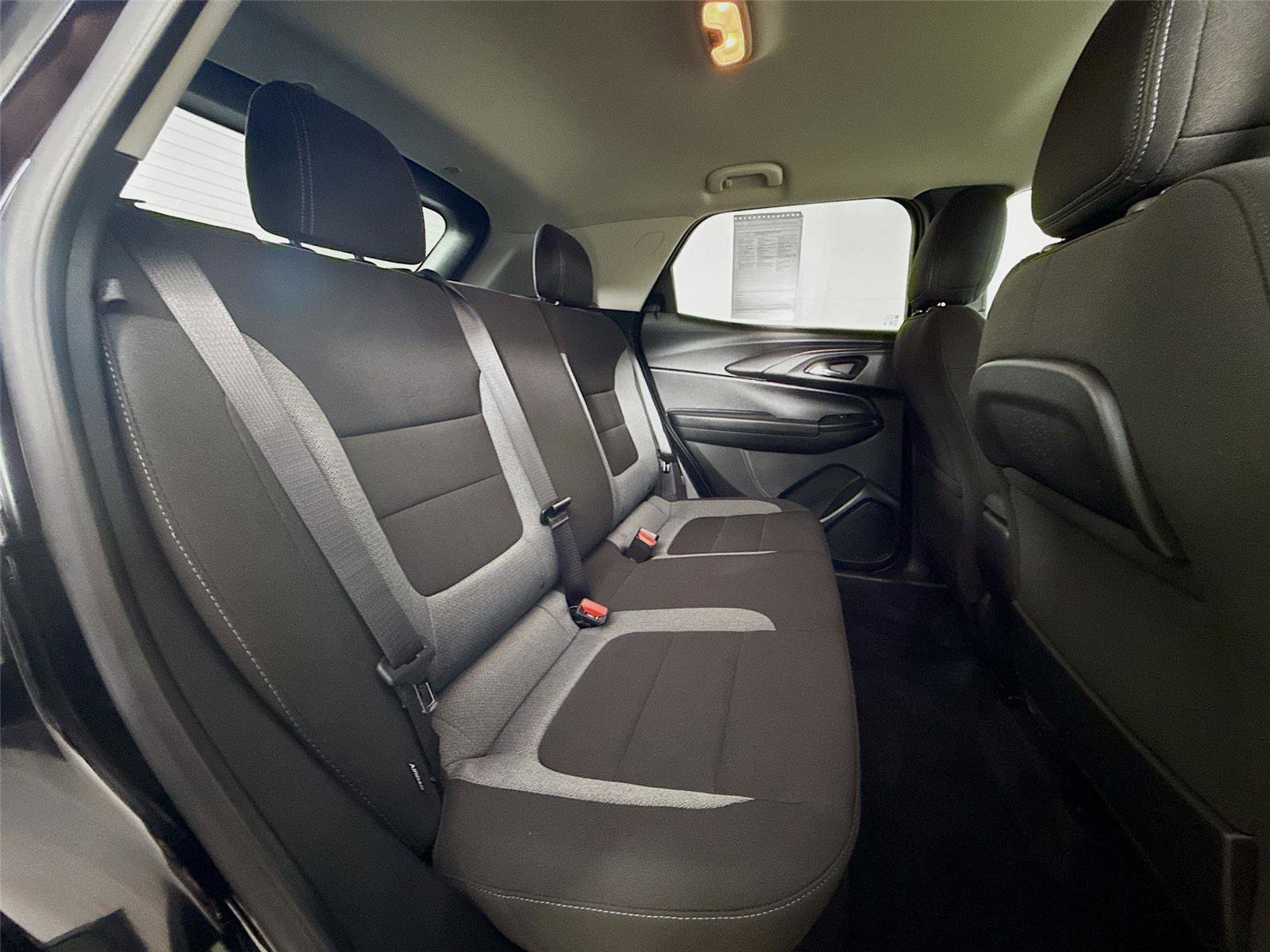 Used 2023 Chevrolet TrailBlazer LT image 26