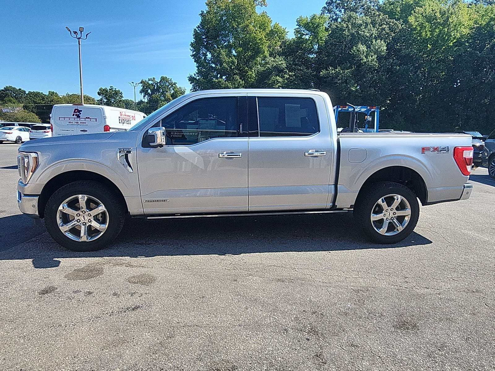 Used 2022 Ford F150 Lariat w/ Equipment Group 502A High AWD/4WD image 2