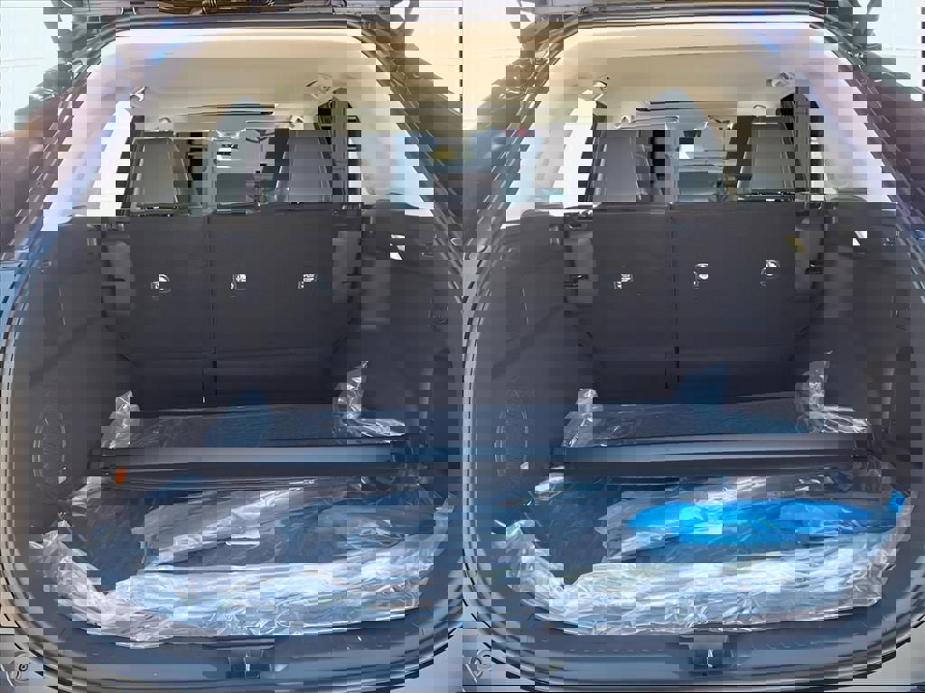 New 2025 Toyota RAV4 XLE Premium image 5