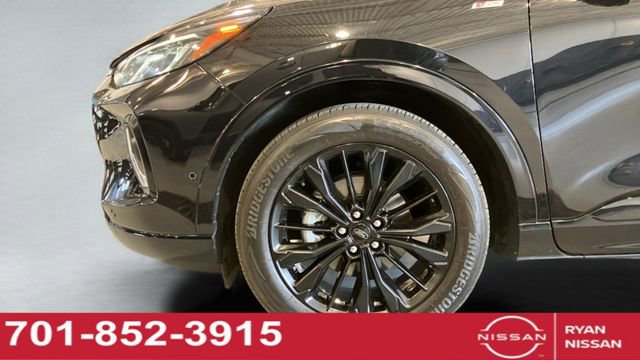 Used 2023 Ford Escape ST-Line Elite w/ Premium Technology Package AWD/4WD image 23