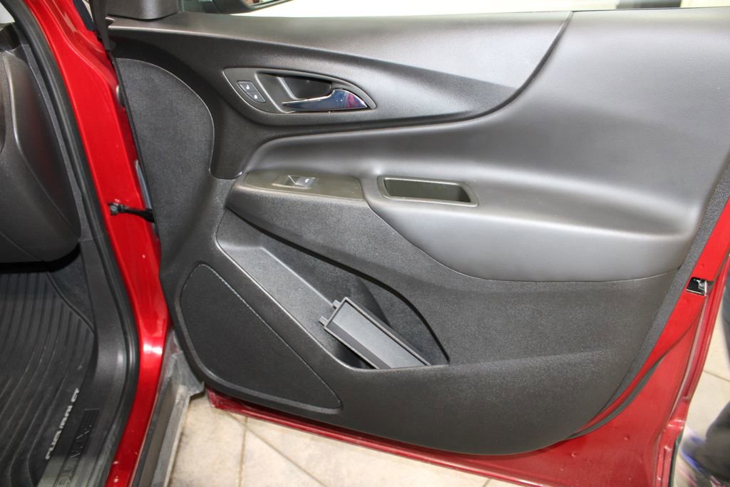 Used 2023 Chevrolet Equinox LT image 22