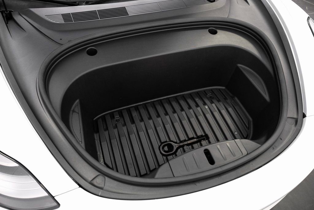Used 2020 Tesla Model 3 Long Range image 45