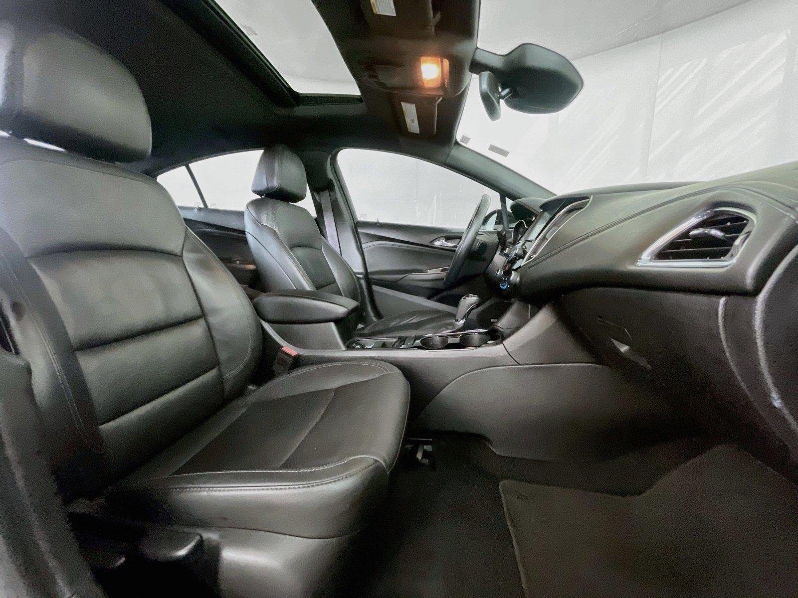 Used 2016 Chevrolet Cruze Premier FWD image 30