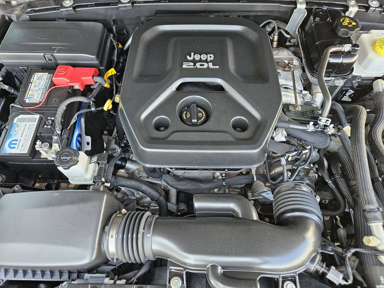 Used 2023 Jeep Wrangler Unlimited Rubicon 4xe AWD/4WD image 34