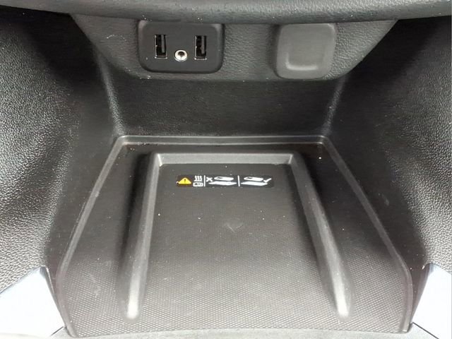 Used 2023 Chevrolet Traverse LT image 19