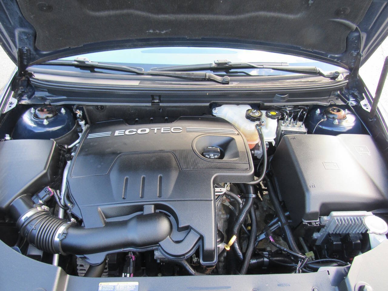 Used 2010 Chevrolet Malibu LT FWD image 40