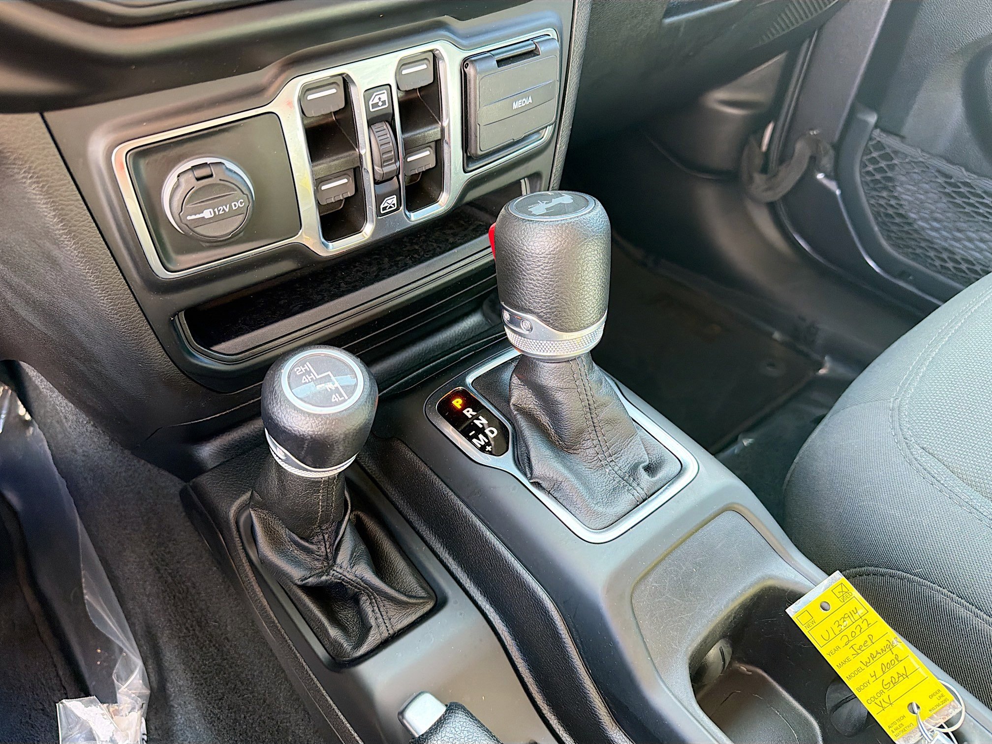 Used 2022 Jeep Wrangler Unlimited Sport AWD/4WD image 10