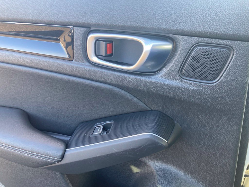 Used 2022 Honda Civic Touring image 25