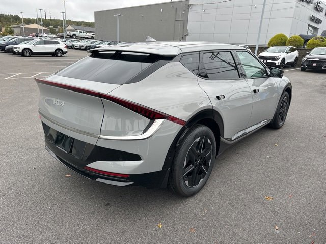 New 2025 Kia EV6 Wind image 8