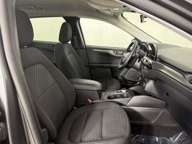 Certified 2025 Ford Escape Active w/ Cold Weather Package FWD image 10