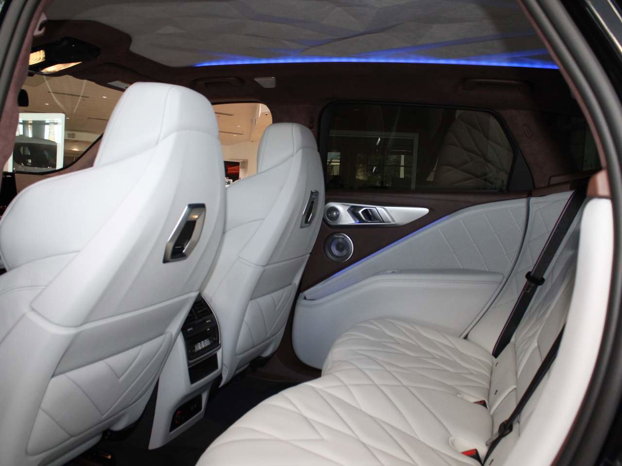 New 2026 BMW XM Label Red image 17