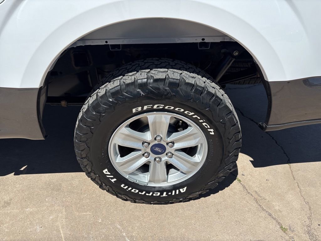 Used 2015 Ford F150 XLT w/ Equipment Group 301A Mid AWD/4WD image 10
