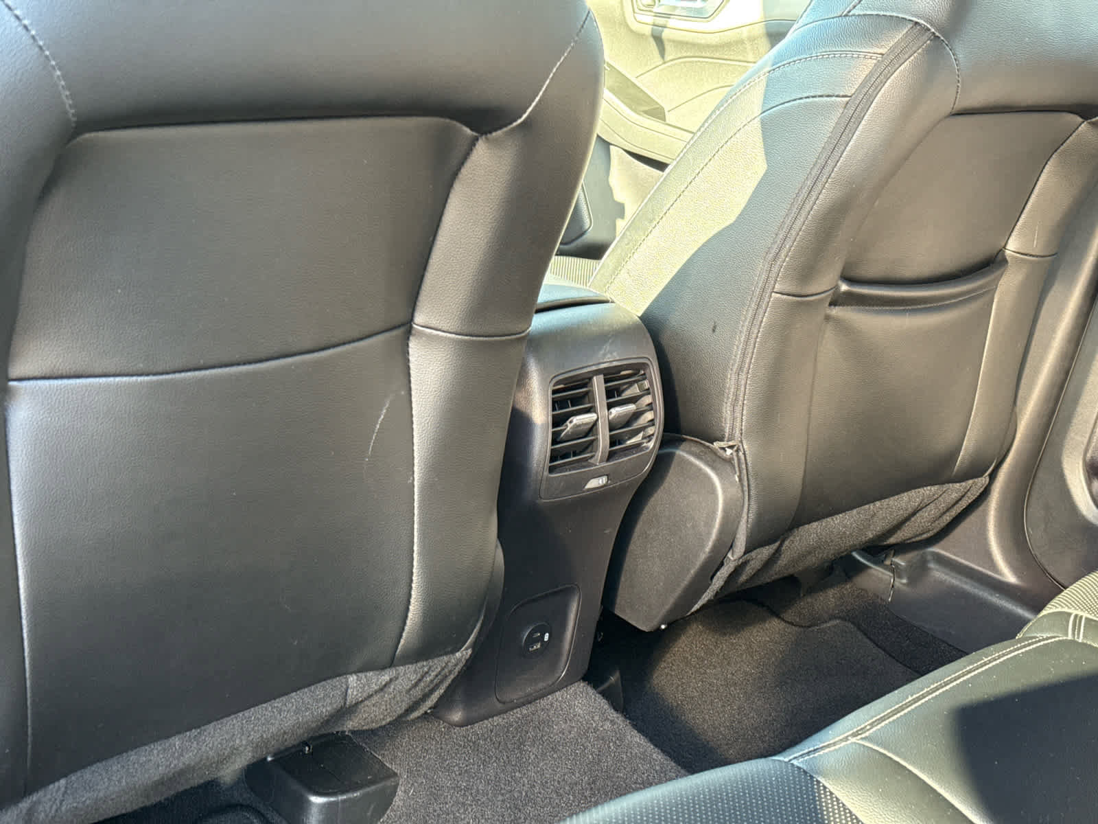 Used 2022 Ford Escape SEL w/ Technology Package image 28