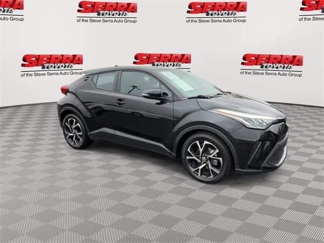 Used 2022 Toyota C-HR XLE image 10