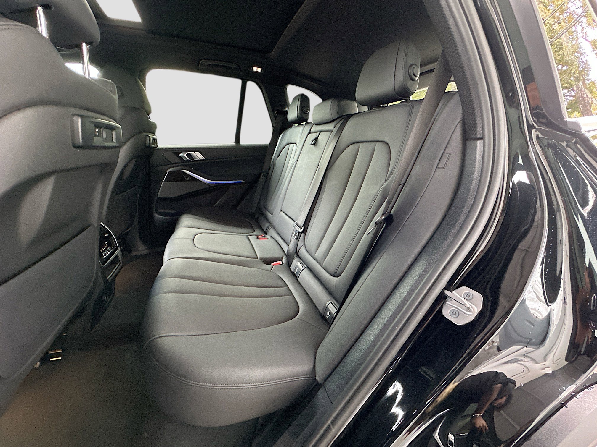 Used 2021 BMW X5 sDrive40i w/ Premium Package image 26