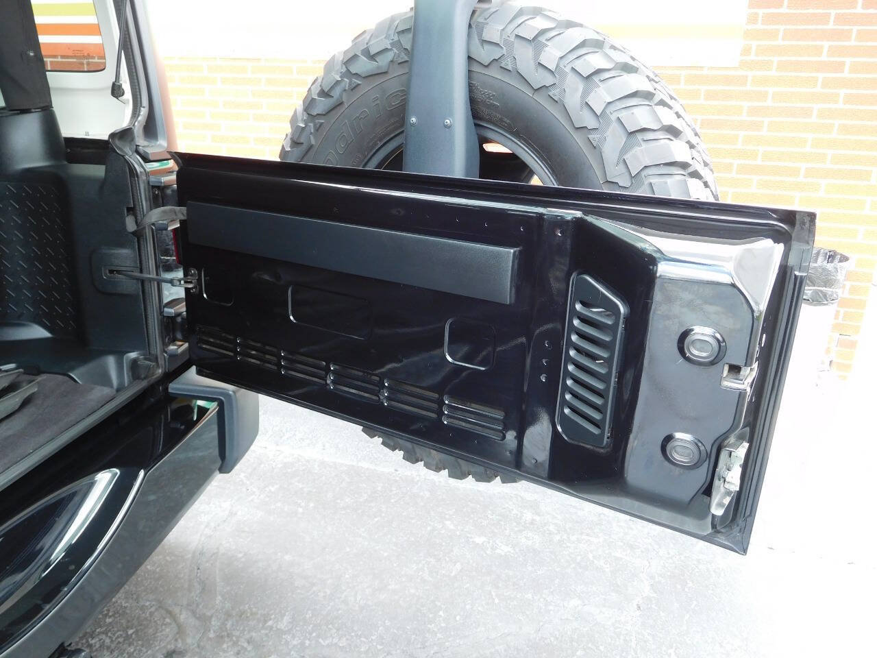 Used 2017 Jeep Wrangler Sport AWD/4WD image 19