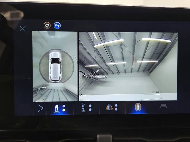 New 2026 Chevrolet Equinox LT w/ Convenience Package II FWD image 22