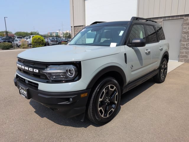 Certified 2024 Ford Bronco Sport Outer Banks w/ Tech Package AWD/4WD image 7