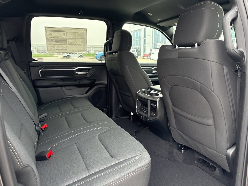 New 2026 RAM 1500 Big Horn AWD/4WD image 13