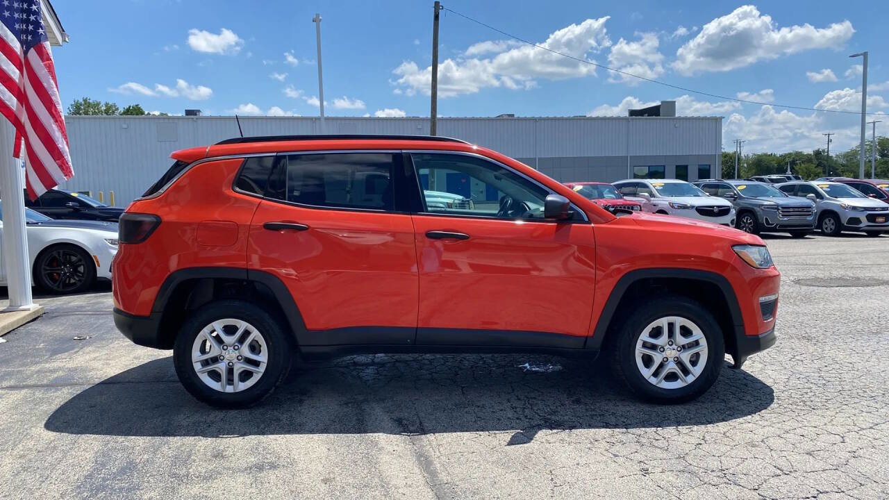 Used 2020 Jeep Compass Sport w/ Cold Weather Group AWD/4WD image 9