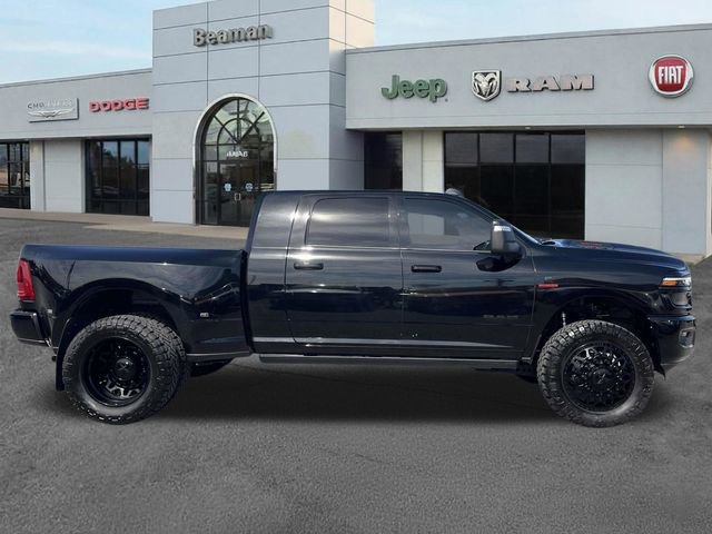 Used 2025 RAM 3500 Laramie AWD/4WD image 8