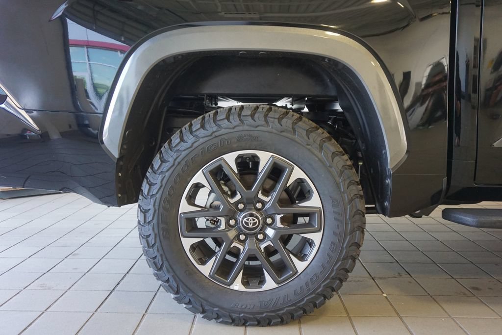 New 2026 Toyota Tundra Limited AWD/4WD image 33