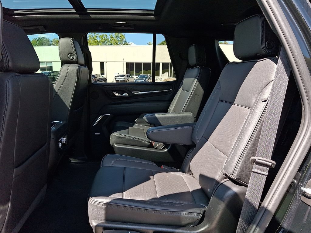 Used 2024 GMC Yukon Denali AWD/4WD image 12
