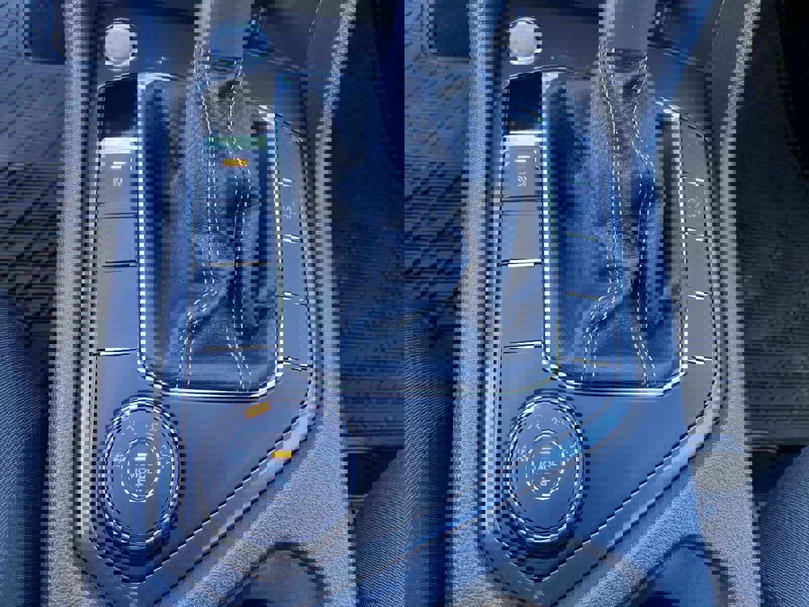 Used 2022 Volkswagen Tiguan S image 15