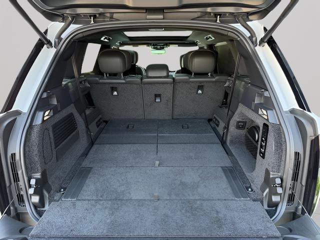 Certified 2024 Land Rover Range Rover Long Wheelbase Autobiography image 34