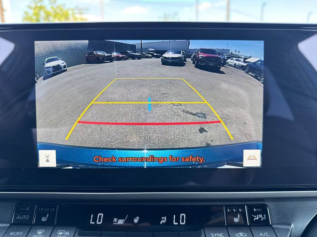 Used 2025 Toyota Camry XSE FWD image 31
