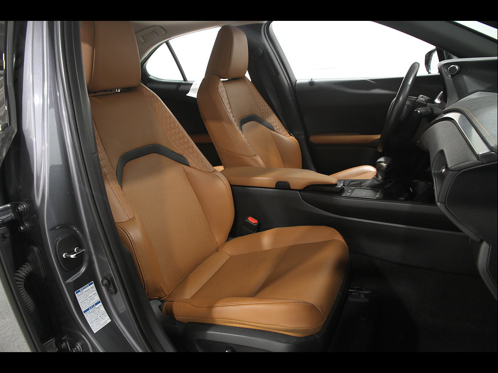 Certified 2020 Lexus UX 250h w/ Premium Package AWD/4WD image 17