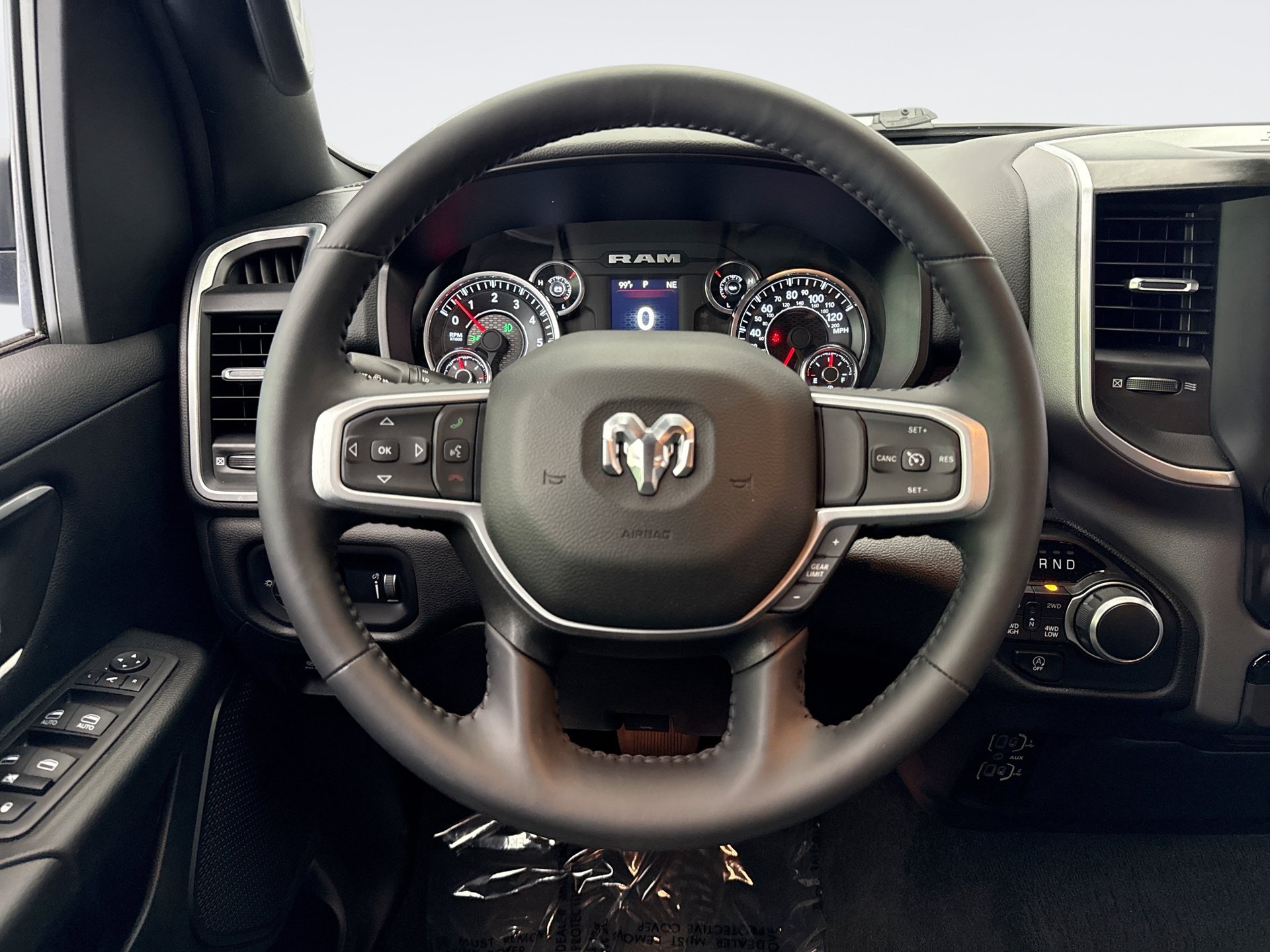Used 2023 RAM 1500 Big Horn AWD/4WD image 12