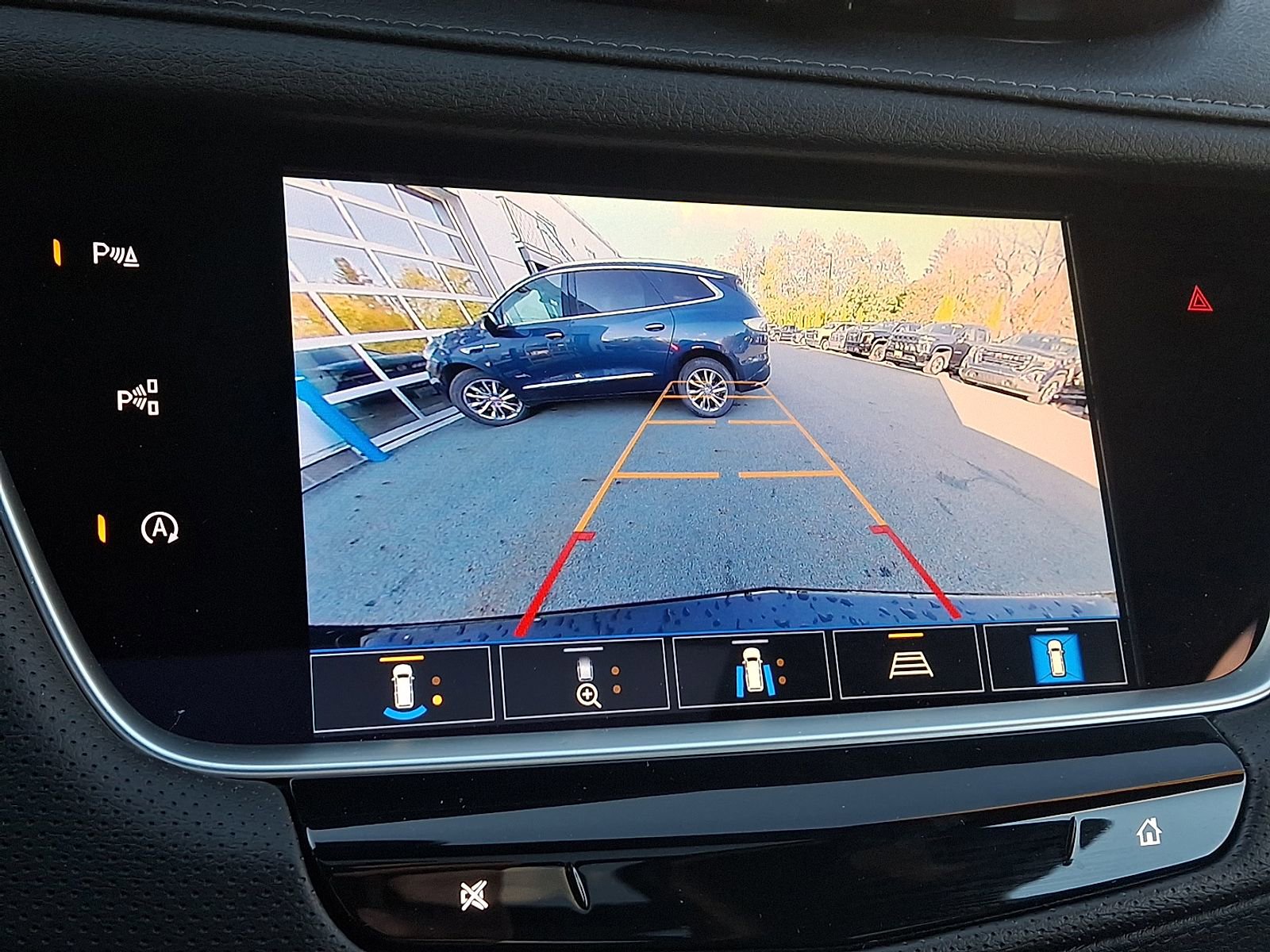 Used 2025 Cadillac XT5 Premium Luxury w/ Technology Package image 19