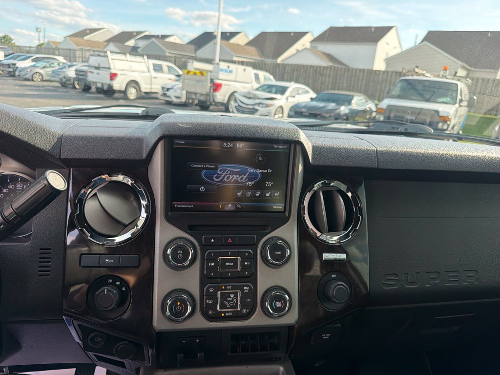 Used 2015 Ford F350 Platinum AWD/4WD image 32