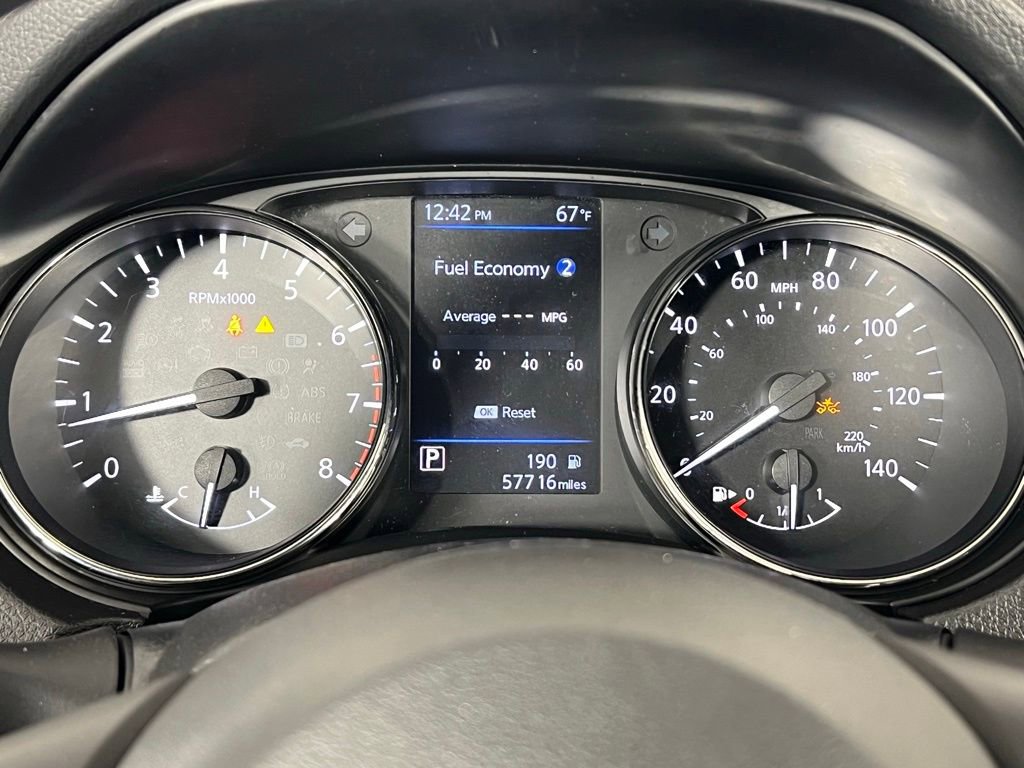 Used 2022 Nissan Rogue Sport S image 8