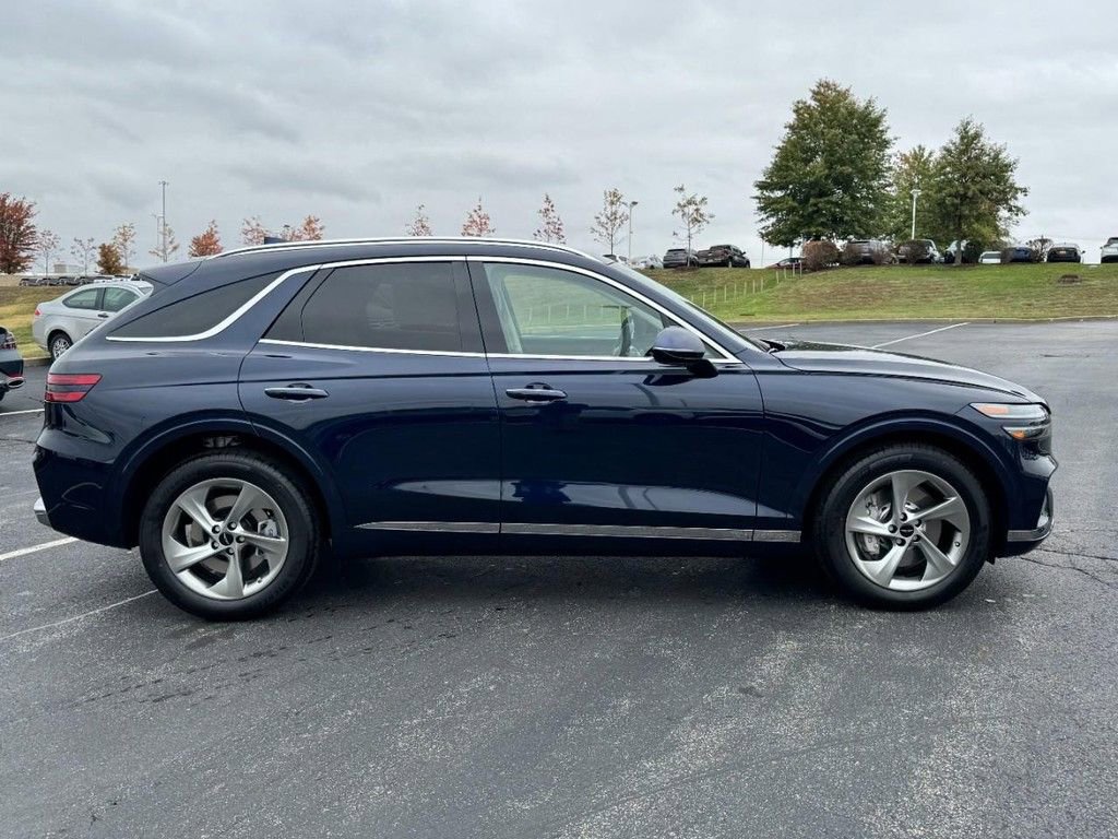 New 2026 Genesis GV70 2.5T Select image 2