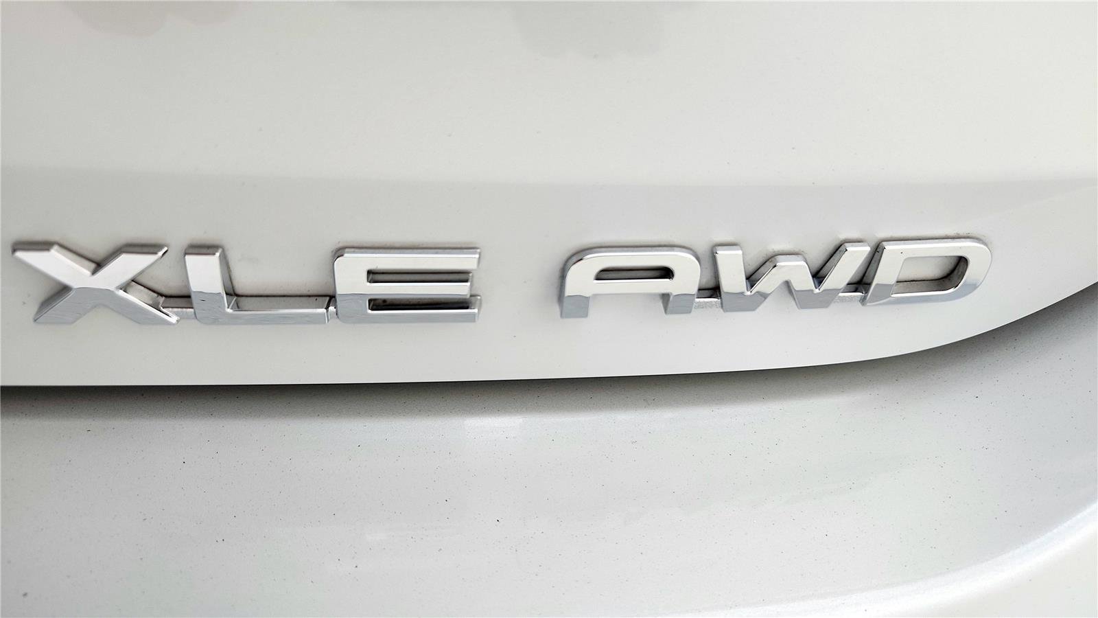 Used 2022 Toyota Highlander XLE image 22