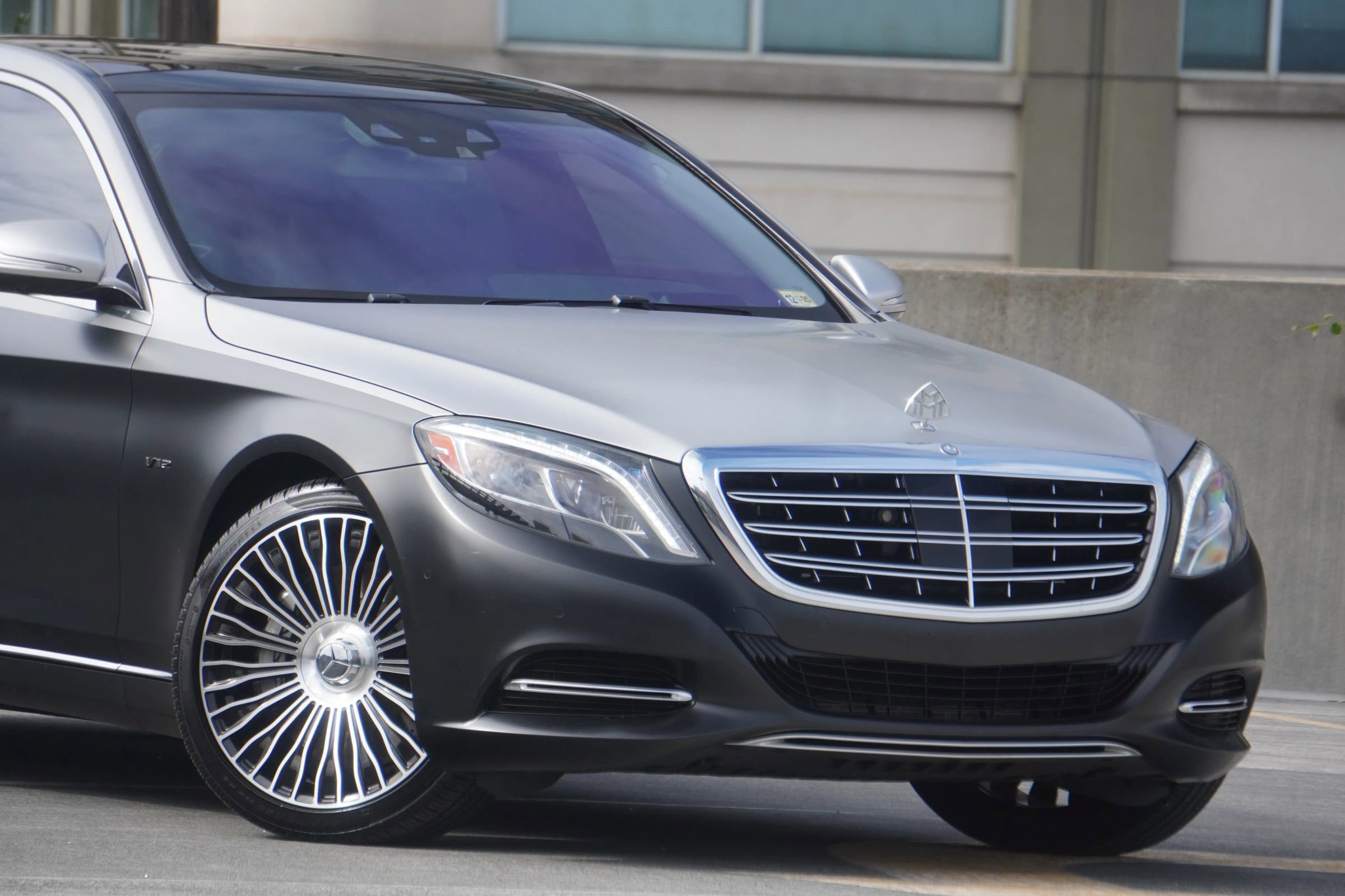 Used 2016 Mercedes-Benz Maybach S 600 image 2