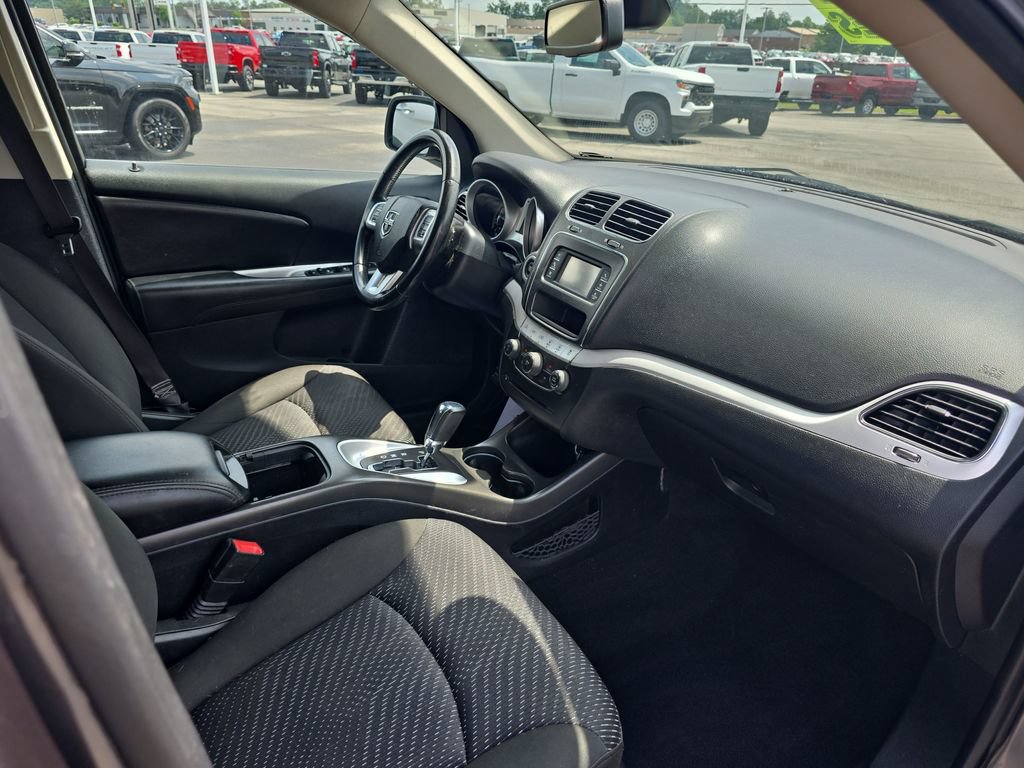 Used 2020 Dodge Journey SE w/ SE Popular Equipment Group FWD image 20