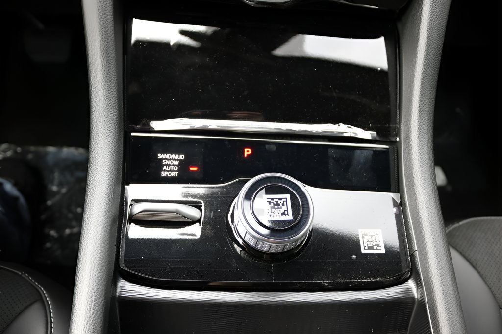 New 2026 Jeep Grand Cherokee L 4WD image 28