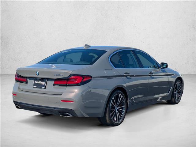 Used 2021 BMW 530e w/ Premium Package RWD image 5