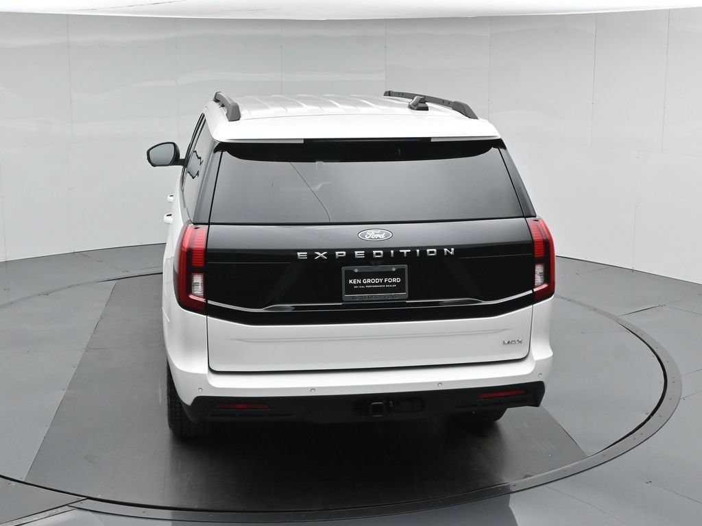 New 2027 Ford Expedition Max Active RWD image 43