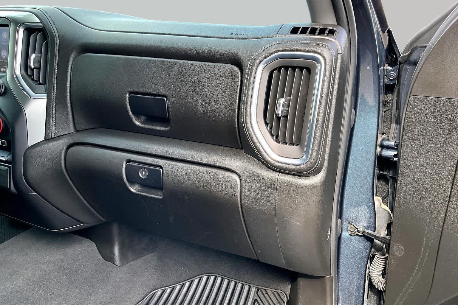 Used 2021 Chevrolet Silverado 1500 LT RWD image 19