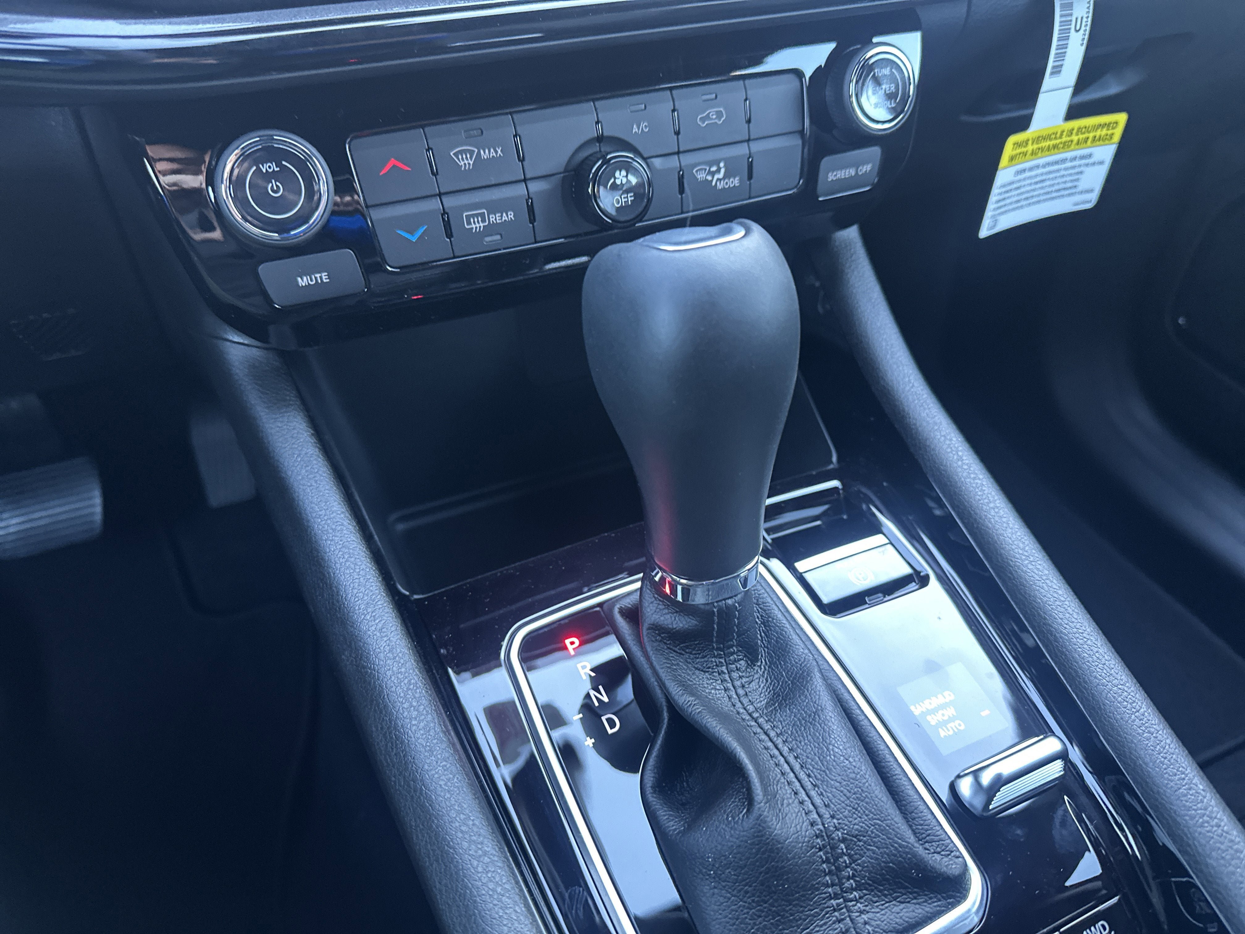 New 2026 Jeep Compass Latitude AWD/4WD image 31