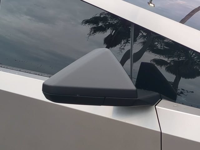 Used 2024 Tesla Cybertruck AWD Crew Cab image 11